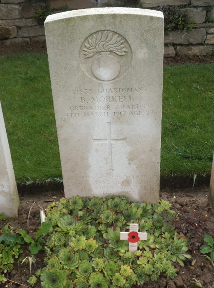 bertram morrells gravestone with his regiment, service number name and date of death