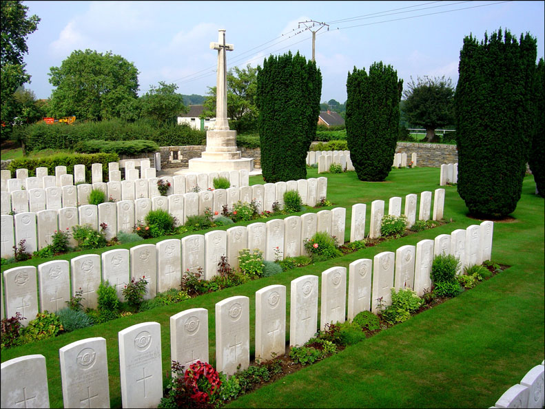 Dourlers Communal Cemetery Extension with rows of gravestones
