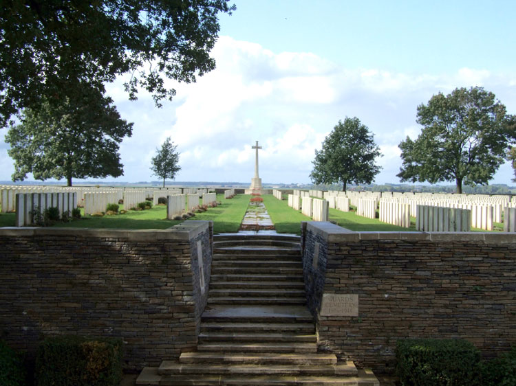 Entrance to the Guards' Cemetery Lesboeufs