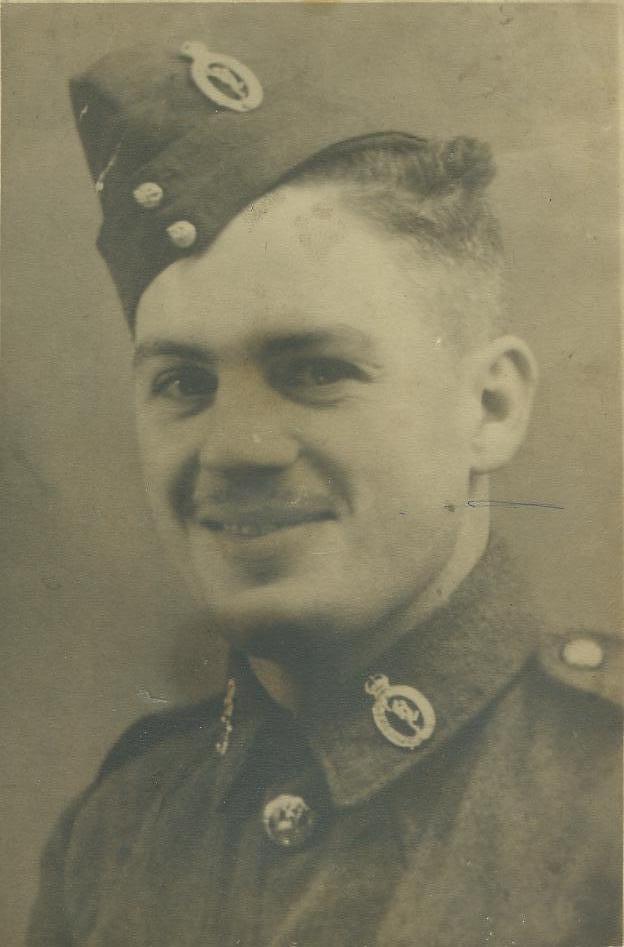 harry briscoe in his army uniform, head and shoulders view