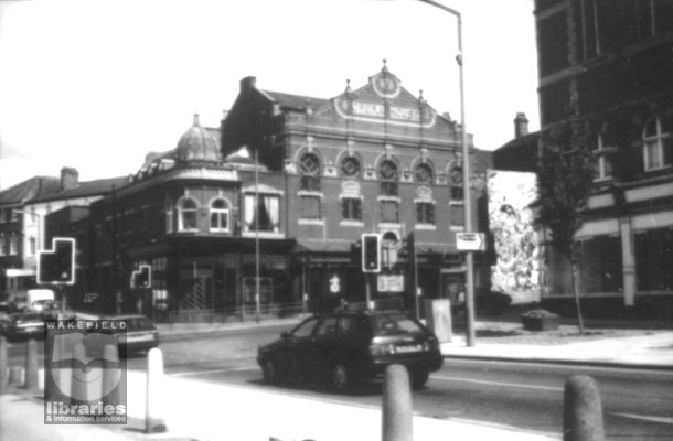 Wakefield, Theatre Royal (Exterior)